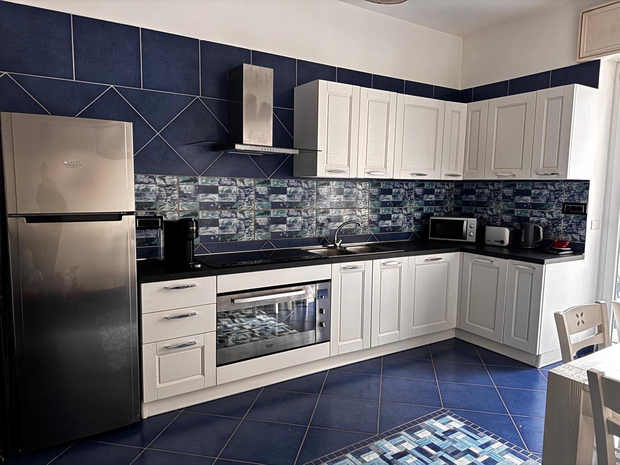 アトラーニBlue'S Houseアパートメント エクステリア 写真